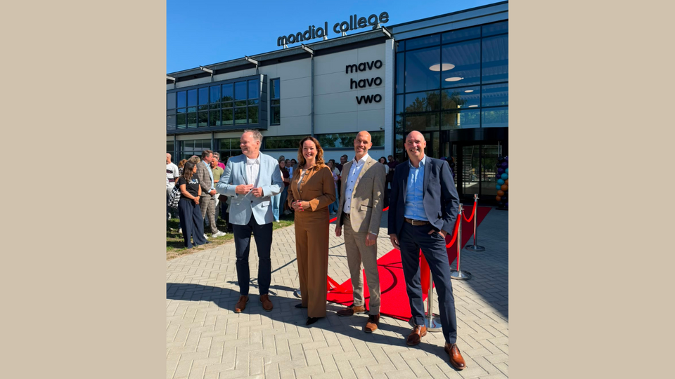 Nieuw gebouw Mondial College Nieuw-West officieel geopend